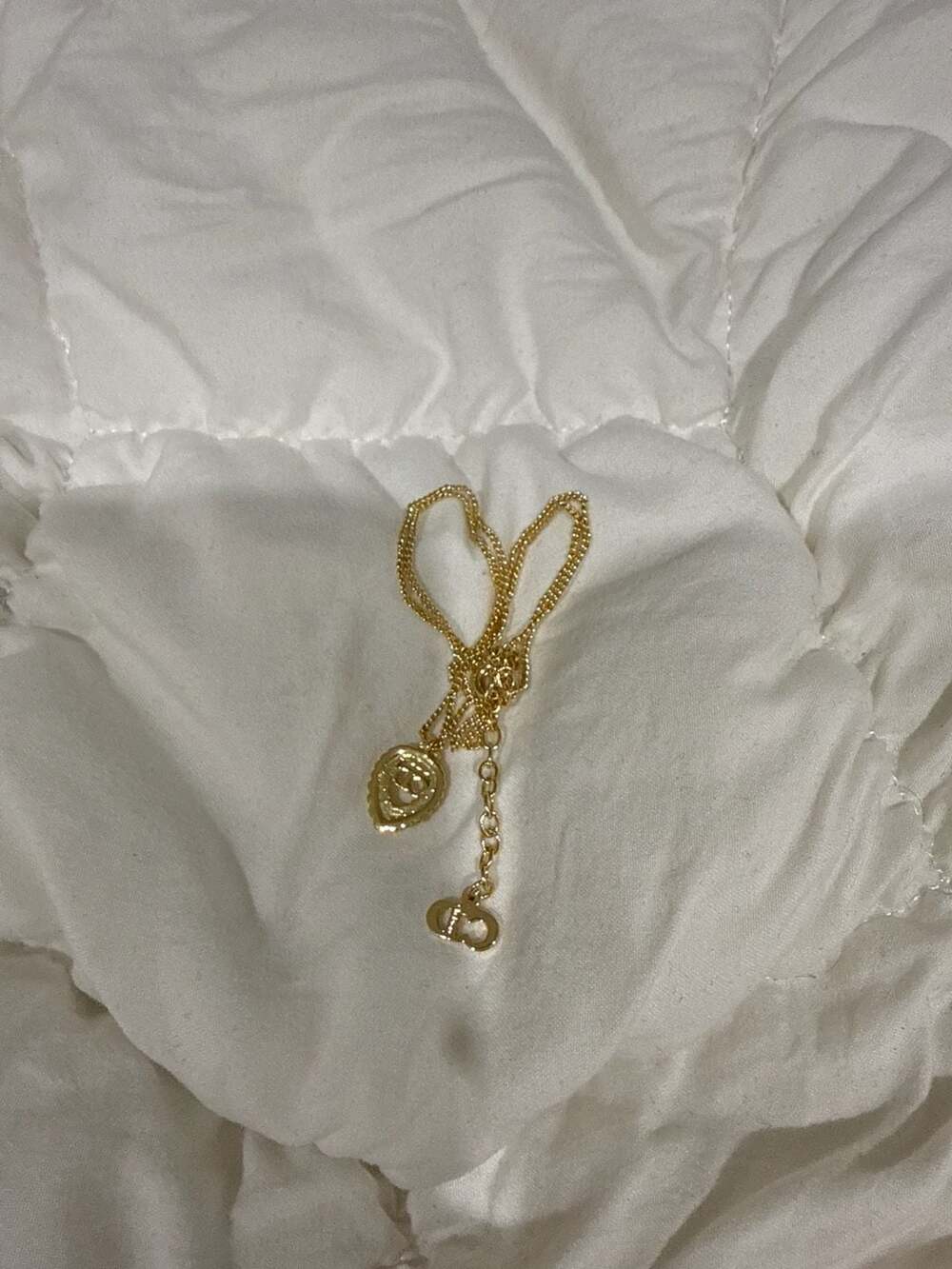 Christian Dior Vintage CD Logo Twisted Heart Charm Necklace - Picture 3 of 5